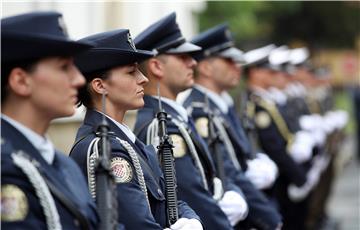 MORH u vojnu službu prima 200 vojnika/mornara - raspisan natječaj 