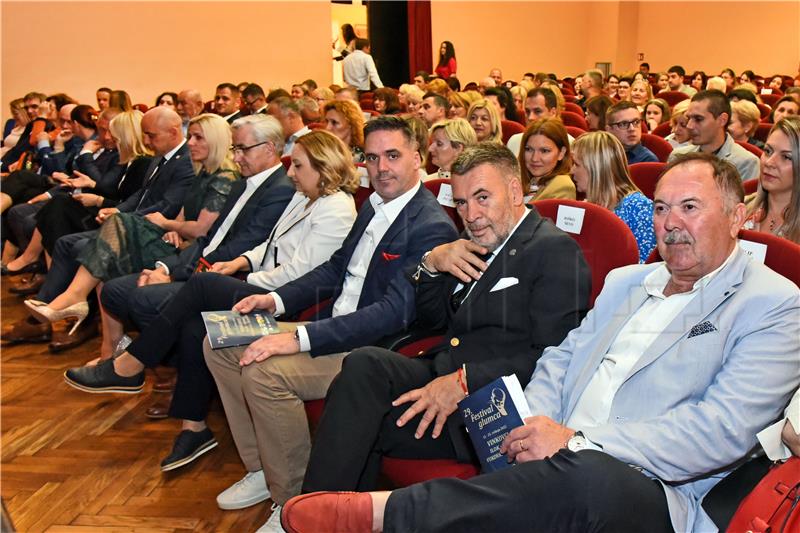 Vinkovci: Svečano otvoren 29. Festival glumca