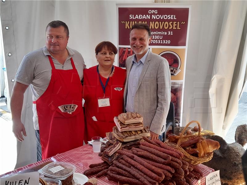 Parl. speaker visits Istria sausage festival, comments on current topics 