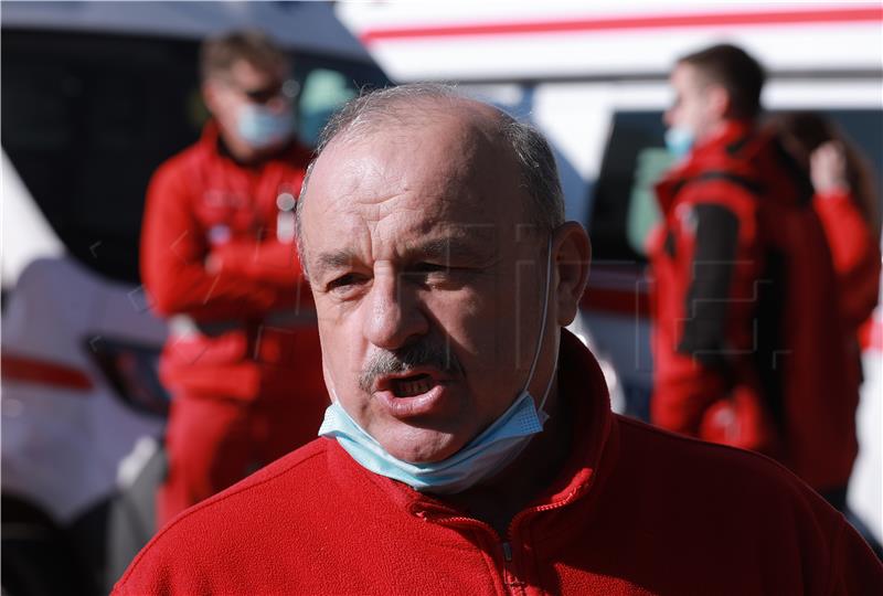 400 Croatian ambulance drivers go on strike