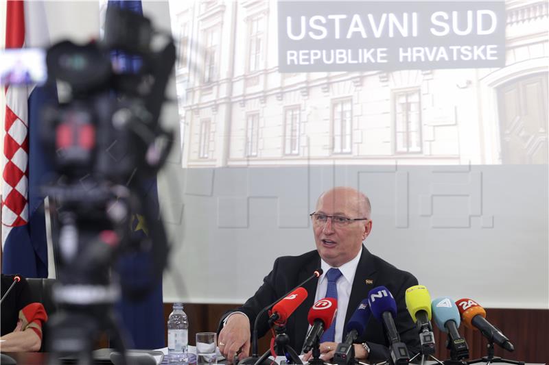 Ustavni sud: Mostova referendumska pitanja nisu u skladu s Ustavom (2)