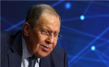 Lavrov: Ulazak Finske i Švedske u NATO-u neće ništa bitno promijeniti