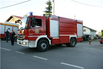 Požar u Velikom Bukovcu pod kontrolom, radnik lakše ozlijeđen