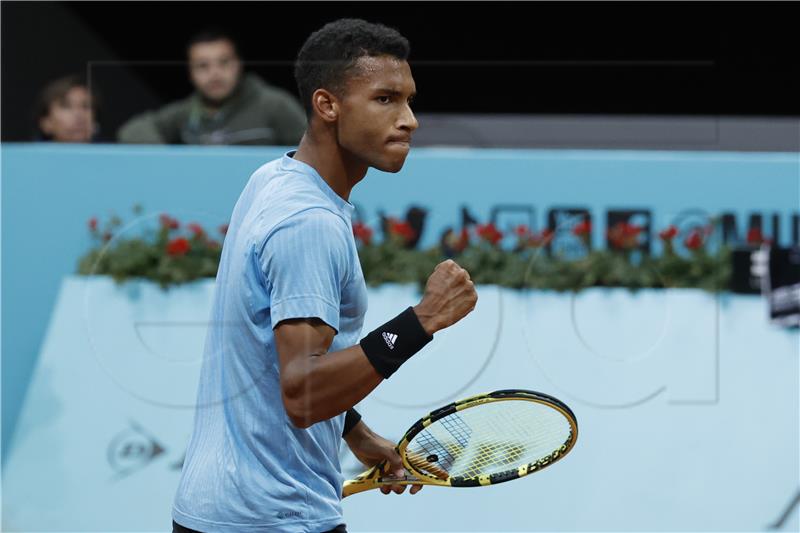 Roland Garros: Auger-Aliassime okrenuo 0-2 protiv peruanskog kvalifikanta