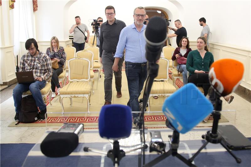 Konferencija za medije Kluba gradskih zastupnika Mosta o Dječjoj bolnici Srebrnjak