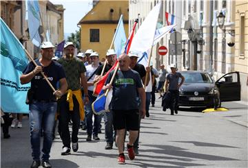 Javni prosvjed Sindikata hrvatskih željezničara na Trgu sv. Marka