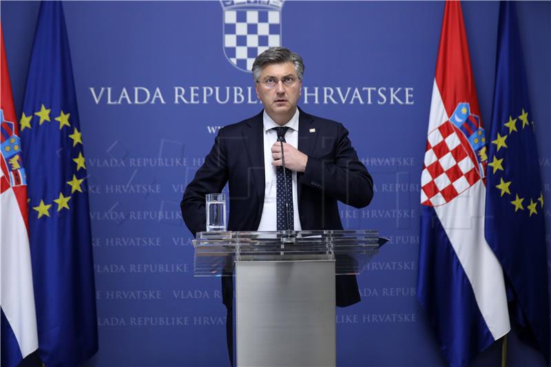 Konferencija za medije premijera Plenkovića