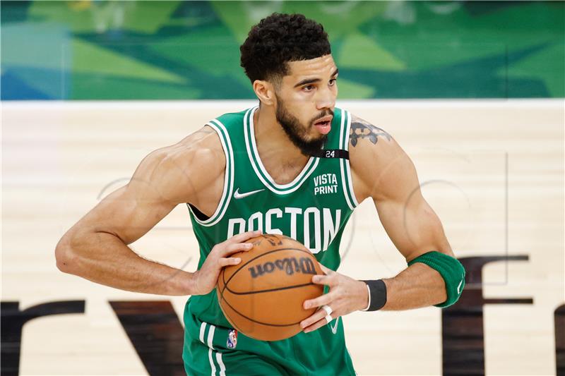 NBA, najbolja petorka: Booker, Dončić, Tatum, Giannis i Jokić