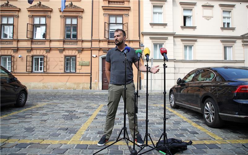 Dugine obitelji: Vigilare kriv za diskriminaciju i uznemiravanje LGBTIQ osoba