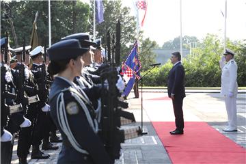 Milanović priredio prijam u povodu Dana OSRH