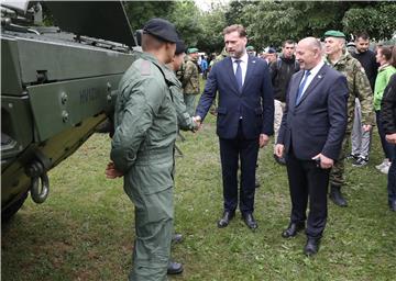 Taktičko-tehnički zbor naoružanja i opreme HV-a na Jarunu