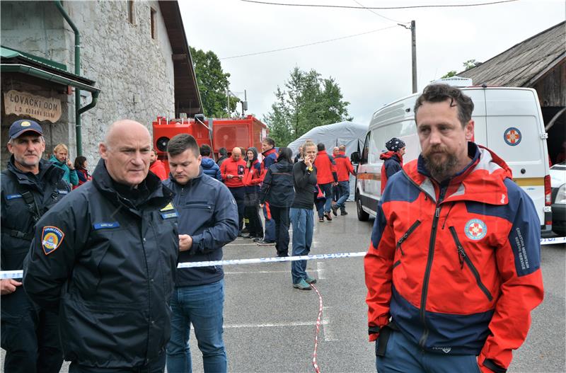 Završena potraga za zrakoplovom, poginulo svih četvero putnika