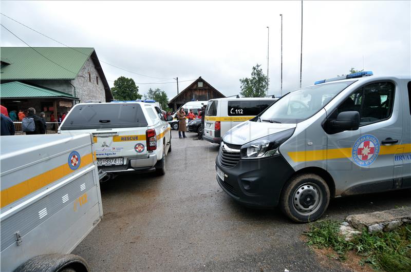 Završena potraga za zrakoplovom, poginulo svih četvero putnika