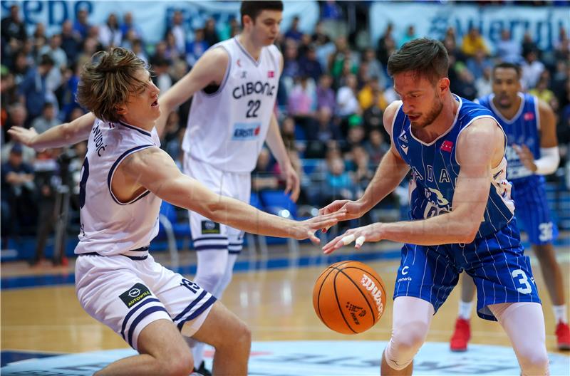 Finale doigravanja prvenstva Hrvatske za košarkaše Cibona - Zadar