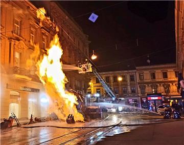 U požaru u Frankopanskoj ulici, ozlijeđena četiri radnika, dvojica na liječenju