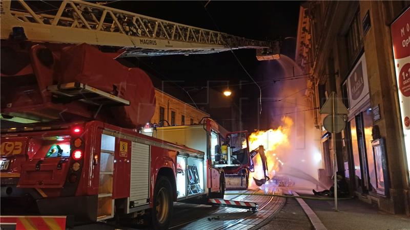 U požaru u Frankopanskoj ulici ozlijeđena četiri radnika, dvojica na liječenju