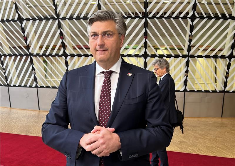 Plenković: Ulaskom Hrvatske u eurozonu ostvaruje se jedan od strateških ciljeva Vlade