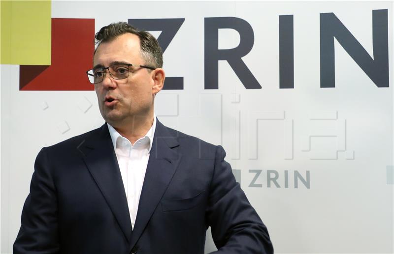 ZRIN association, led by ex post-quake reconstruction fund's chief, presented