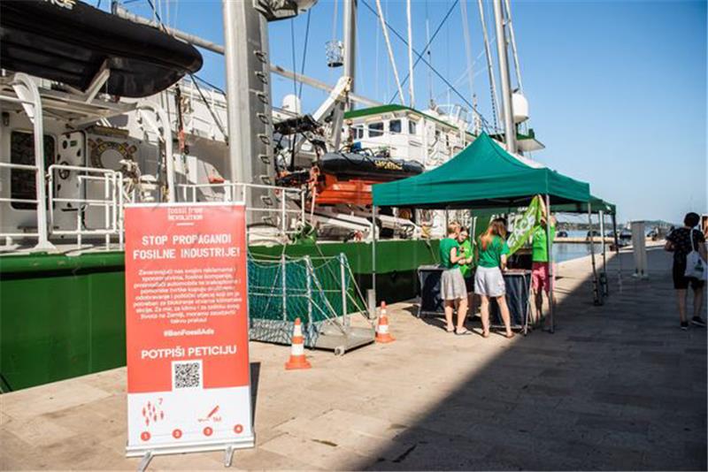 Greenpeaceov brod u Šibeniku otvorio svoje palube posjetiteljima