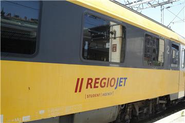  This season's first tourist train from Prague arrives in Rijeka