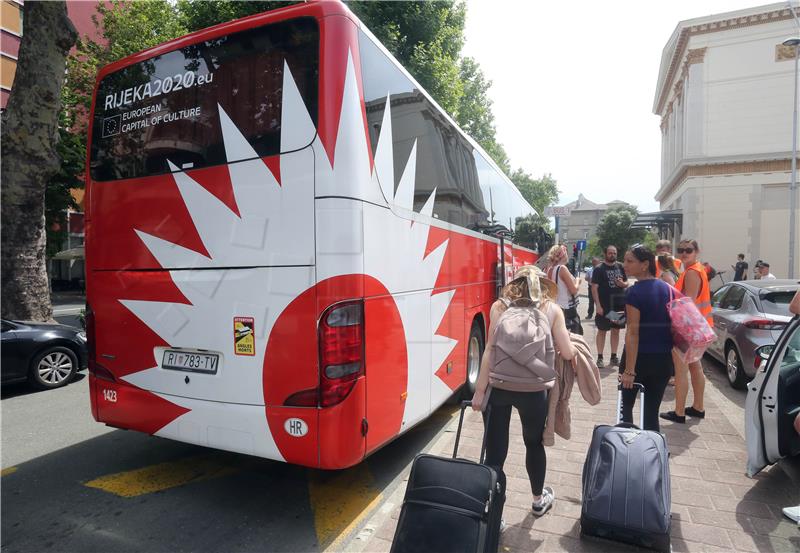 Prvi ovosezonski turistički vlak iz Češke stigao u Rijeku