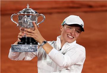 Fenomenalna Iga Šwiatek po drugi put osvojila Roland Garros