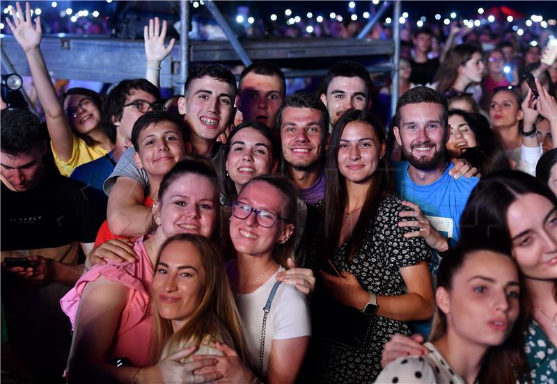 Koncert suvremene duhovne glazbe "Progledaj srcem" u Maksimiru