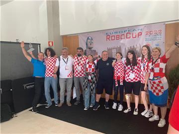 Mladi hrvatski robotičari osvojili četiri prva mjesta na Euro RoboCupu