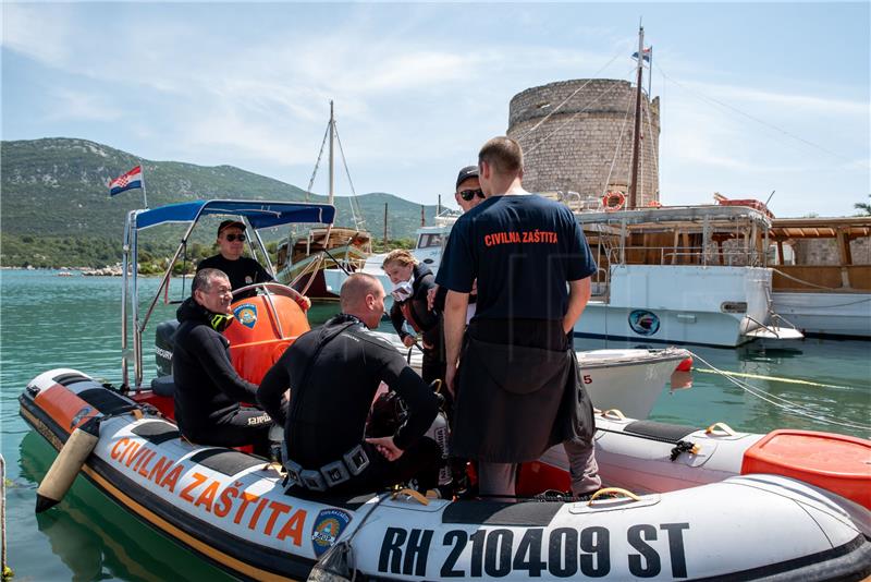 U Malostonskom zaljevu ekološka akcija čišćenja podmorja