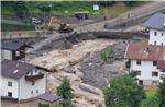 Poplave, srušena stabla i ozlijeđeni u teškim olujama u Alpama 