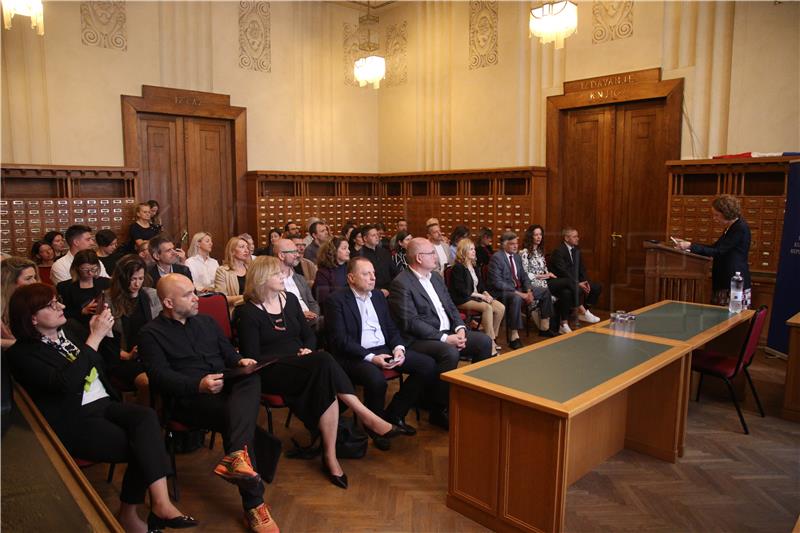 Obuljen Koržinek: Baštinu obnoviti i staviti u novu funkciju prema kriterijima NEB-a"