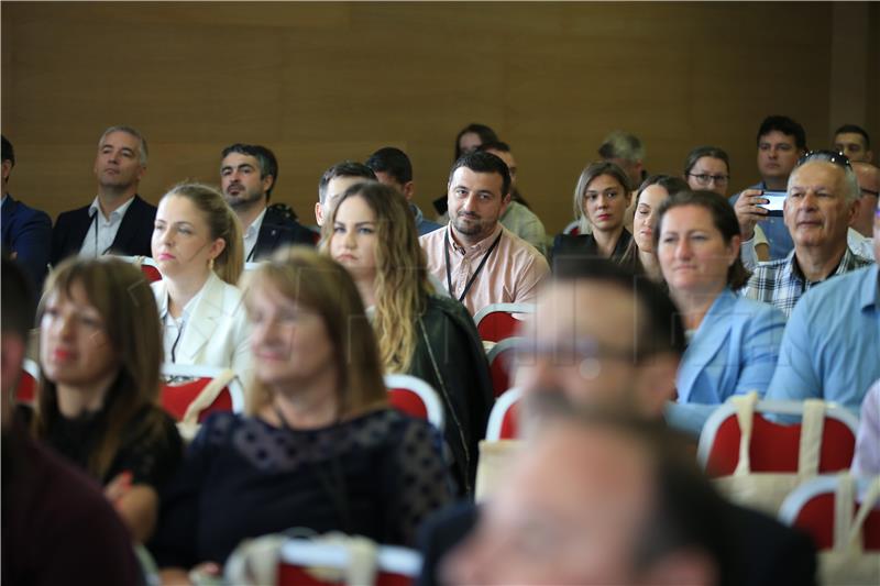 suPPort - 15. Međunarodna konferencija o poduzetništvu u Osijeku