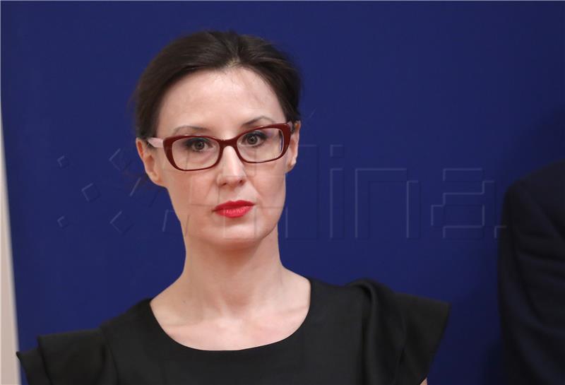 Konferencija za medije saborskih zastupnika o pokretanju povjerenja ministru Berošu