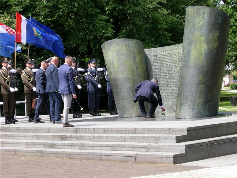 Milanović na obilježavanju 30. obljetnice djelovanja Udruge HVIDR-a grada Siska