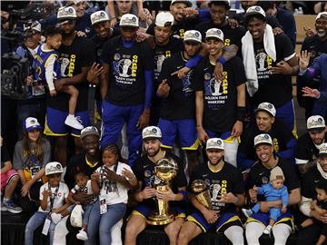 NBA: Golden State Warriorsi prvaci, Curry MVP finala