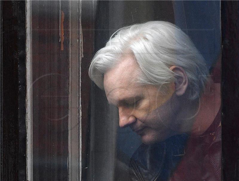 (FILE) BRITAIN WIKILEAKS ASSANGE