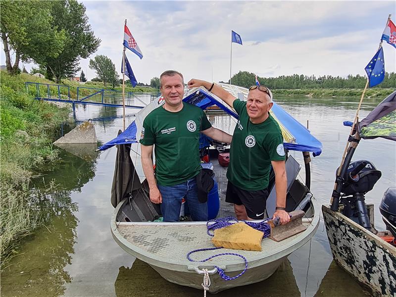 Tradicionalni spust splavima od Varaždina do Vukovara za poginule branitelje