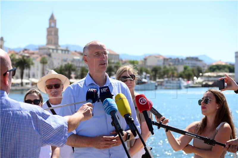 Konferencija za medije kandidata za gradonačelnika Splita Ivice Puljka