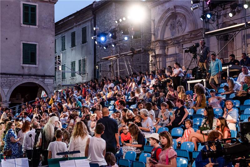 Svečano otvoren 62. Međunarodni dječji festival u Šibeniku