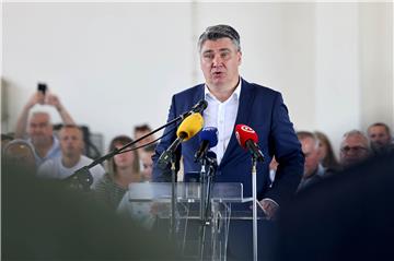 Milanović u Zemuniku:  Vi ste nasljednici najhrabrijih među najhrabrijima 