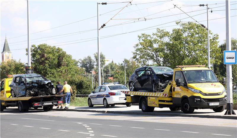 MUP: Za vikend dvoje poginulih u prometu