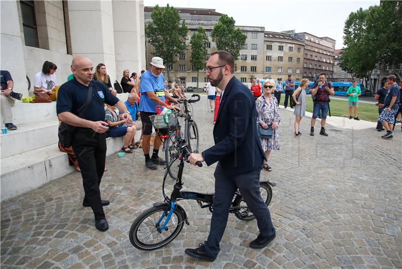 TBF povodom Dana antifašističke borbe na Trgu žrtava fašizma