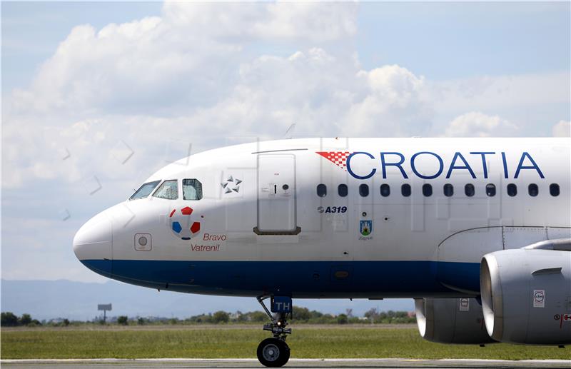 Nije se pucalo iz vatrenog oružja na zrakoplov Croatia Airlinesa