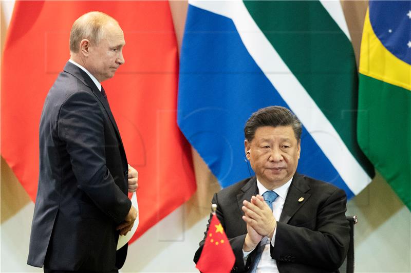 Xi kritizirao zloupotrebu sankcija na sastanku BRICS-a