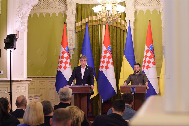 Zelenskyy thanks Croatia for helping with its experience in defence of country