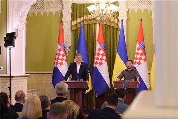 Zelenskyy thanks Croatia for helping with its experience in defence of country