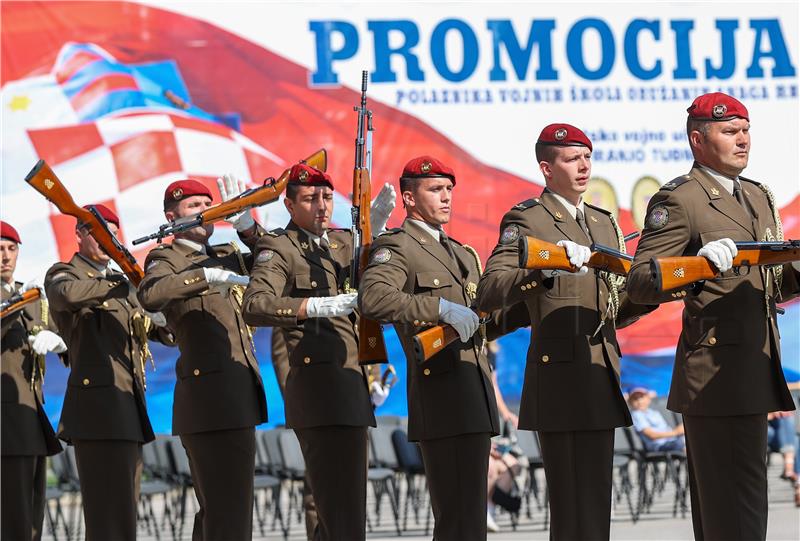  Promocija polaznika vojnih škola Hrvatskog vojnog učilišta "Dr. Franjo Tuđman"