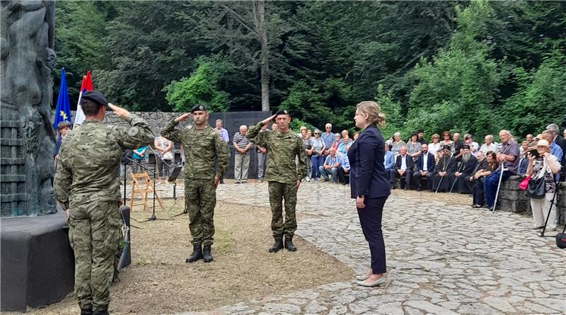 Šimpraga: Hrvatska ima priliku unaprijediti odnos prema holokaustu