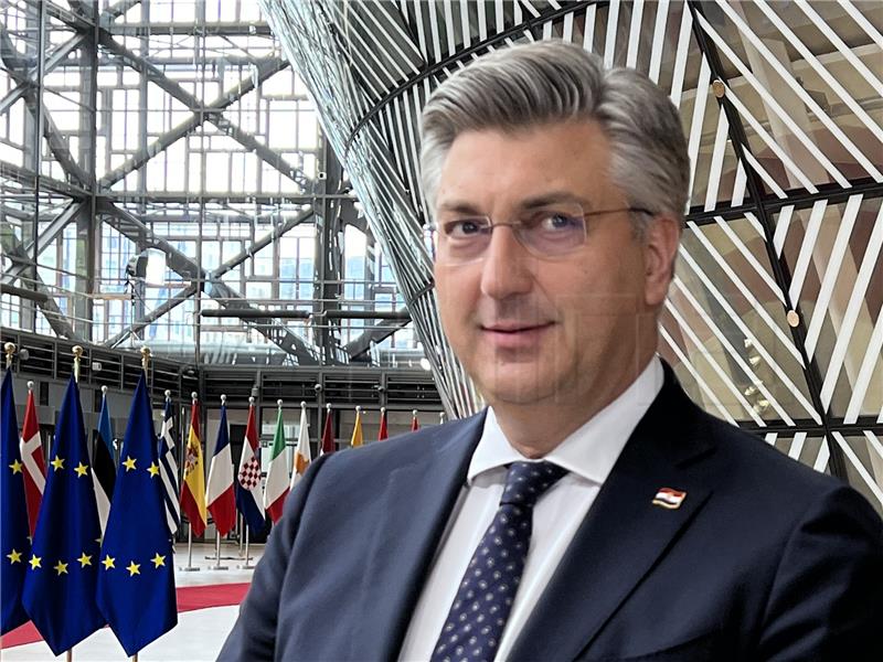 Plenković satisfied with Croatia soon joining euro and Schengen areas