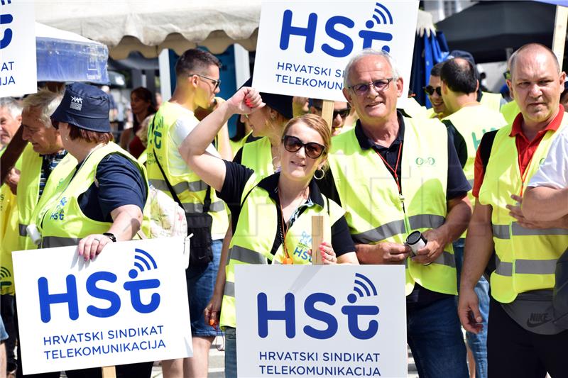 Osijek: Prosvjedni skup sindikata telekomunikacije „Zajedno za veće plaće“